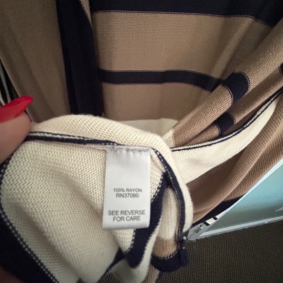 Blue, white & brown wrap sweater - Picture 5 of 6